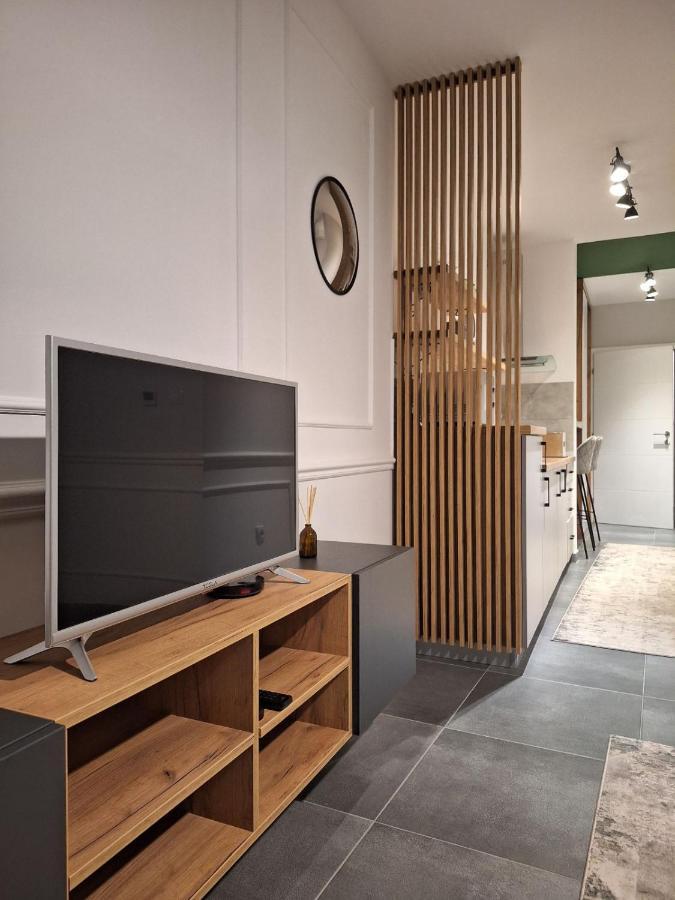 Azimut Apartman บิเยลยินา ภายนอก รูปภาพ